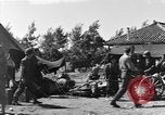 Image américains Traiter les civils blessés Okinawa îles Ryukyu, 1945, de la seconde 33 séquences d'archives historiques vidéo 65675051474
