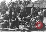 Image américains Traiter les civils blessés Okinawa îles Ryukyu, 1945, de la seconde 48 séquences d'archives historiques vidéo 65675051474