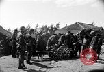 Image américains Traiter les civils blessés Okinawa îles Ryukyu, 1945, de la seconde 60 séquences d'archives historiques vidéo 65675051474