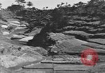 Standbild Local Village Okinawa Ryukyu Inseln, 1945, aus Sekunde 25 historischem Filmmaterial Videoclip 65675051475