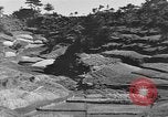 Standbild Local Village Okinawa Ryukyu Inseln, 1945, aus Sekunde 33 historischem Filmmaterial Videoclip 65675051475