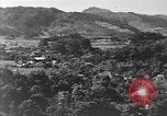 Standbild Local Village Okinawa Ryukyu Inseln, 1945, aus Sekunde 40 historischem Filmmaterial Videoclip 65675051475