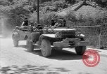 Standbild Okinawans Gehäuse Okinawa Ryukyu Inseln, 1945, aus Sekunde 6 historischem Filmmaterial Videoclip 65675051477