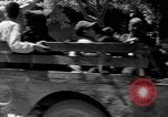 Standbild Okinawans Gehäuse Okinawa Ryukyu Inseln, 1945, aus Sekunde 10 historischem Filmmaterial Videoclip 65675051477