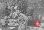 Standbild Okinawans Gehäuse Okinawa Ryukyu Inseln, 1945, aus Sekunde 15 historischem Filmmaterial Videoclip 65675051477