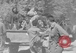 Standbild Okinawans Gehäuse Okinawa Ryukyu Inseln, 1945, aus Sekunde 16 historischem Filmmaterial Videoclip 65675051477