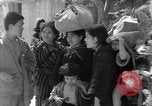 Standbild Okinawans Gehäuse Okinawa Ryukyu Inseln, 1945, aus Sekunde 47 historischem Filmmaterial Videoclip 65675051477