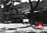 Image civils d'Okinawa Taira Okinawa îles Ryukyu, 1945, de la seconde 9 séquences d'archives historiques vidéo 65675051478