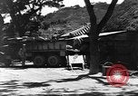 Image civils d'Okinawa Taira Okinawa îles Ryukyu, 1945, de la seconde 12 séquences d'archives historiques vidéo 65675051478