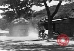 Image civils d'Okinawa Taira Okinawa îles Ryukyu, 1945, de la seconde 21 séquences d'archives historiques vidéo 65675051478