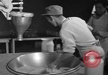 Standbild Vorbereitung der Teig Muttern Uijongbu Südkorea, 1954, aus Sekunde 40 historischem Filmmaterial Videoclip 65675051544
