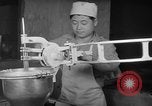Standbild Vorbereitung der Teig Muttern Uijongbu Südkorea, 1954, aus Sekunde 60 historischem Filmmaterial Videoclip 65675051544