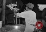 Immagine di Preparazione di pasta dadi Uijongbu Corea del Sud, 1954, secondo 13 filmato di repertorio 65675051545