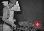 Immagine di Preparazione di pasta dadi Uijongbu Corea del Sud, 1954, secondo 16 filmato di repertorio 65675051545