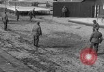 Standbild USA Soldaten Uijongbu Südkorea, 1954, aus Sekunde 10 historischem Filmmaterial Videoclip 65675051548