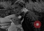 Standbild Prince Edward London England Vereinigtes Königreich, 1936, aus Sekunde 35 historischem Filmmaterial Videoclip 65675051558