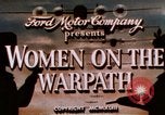 Standbild amerikanischen Frauen arbeiten in Zweiten Weltkrieg United States USA, 1943, aus Sekunde 10 historischem Filmmaterial Videoclip 65675051577