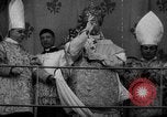 Standbild Eugenio Maria Giuseppe Giovanni Pacelli zum Papst gewählt Vatikanstadt Rom Italien, 1939, aus Sekunde 34 historischem Filmmaterial Videoclip 65675051597
