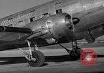 Image United Airlines service Mainliner DC-3 de New York à Chicago Chicago Illinois USA, 1937, de la seconde 8 séquences d'archives historiques vidéo 65675051611