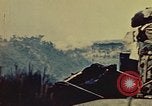 Standbild United States Marine Corps Okinawa Ryukyu Inseln, 1945, aus Sekunde 24 historischem Filmmaterial Videoclip 65675051653