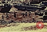 Standbild United States Marine Corps Okinawa Ryukyu Inseln, 1945, aus Sekunde 28 historischem Filmmaterial Videoclip 65675051653