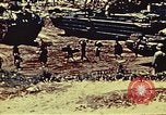 Standbild United States Marine Corps Okinawa Ryukyu Inseln, 1945, aus Sekunde 29 historischem Filmmaterial Videoclip 65675051653