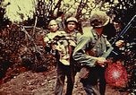Standbild United States Marine Corps Okinawa Ryukyu Inseln, 1945, aus Sekunde 45 historischem Filmmaterial Videoclip 65675051653