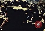Standbild United States Marine Corps Okinawa Ryukyu Inseln, 1945, aus Sekunde 61 historischem Filmmaterial Videoclip 65675051653