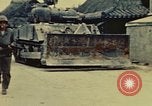 Standbild United States Marine Corps Okinawa Ryukyu Inseln, 1945, aus Sekunde 28 historischem Filmmaterial Videoclip 65675051654
