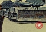 Standbild United States Marine Corps Okinawa Ryukyu Inseln, 1945, aus Sekunde 31 historischem Filmmaterial Videoclip 65675051654
