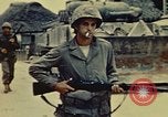 Standbild United States Marine Corps Okinawa Ryukyu Inseln, 1945, aus Sekunde 34 historischem Filmmaterial Videoclip 65675051654