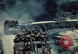 Standbild United States Marine Corps Okinawa Ryukyu Inseln, 1945, aus Sekunde 17 historischem Filmmaterial Videoclip 65675051656