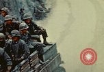 Standbild United States Marine Corps Okinawa Ryukyu Inseln, 1945, aus Sekunde 23 historischem Filmmaterial Videoclip 65675051656