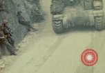 Standbild United States Marine Corps Okinawa Ryukyu Inseln, 1945, aus Sekunde 29 historischem Filmmaterial Videoclip 65675051656