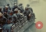Standbild United States Marine Corps Okinawa Ryukyu Inseln, 1945, aus Sekunde 33 historischem Filmmaterial Videoclip 65675051656