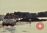 Standbild United States Marine Corps Okinawa Ryukyu Inseln, 1945, aus Sekunde 47 historischem Filmmaterial Videoclip 65675051656