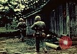 Standbild United States Marine Corps Okinawa Ryukyu Inseln, 1945, aus Sekunde 22 historischem Filmmaterial Videoclip 65675051657