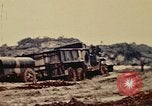 Standbild United States Marine Corps Okinawa Ryukyu Inseln, 1945, aus Sekunde 7 historischem Filmmaterial Videoclip 65675051660