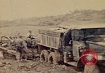 Standbild United States Marine Corps Okinawa Ryukyu Inseln, 1945, aus Sekunde 20 historischem Filmmaterial Videoclip 65675051660