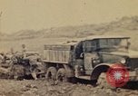 Standbild United States Marine Corps Okinawa Ryukyu Inseln, 1945, aus Sekunde 25 historischem Filmmaterial Videoclip 65675051660