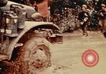 Standbild United States Marine Corps Okinawa Ryukyu Inseln, 1945, aus Sekunde 29 historischem Filmmaterial Videoclip 65675051660