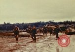 Standbild United States Marine Corps Okinawa Ryukyu Inseln, 1945, aus Sekunde 50 historischem Filmmaterial Videoclip 65675051660