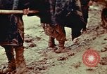 Standbild United States Marine Corps Okinawa Ryukyu Inseln, 1945, aus Sekunde 60 historischem Filmmaterial Videoclip 65675051660