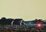 Standbild United States Marine Corps Okinawa Ryukyu Inseln, 1945, aus Sekunde 22 historischem Filmmaterial Videoclip 65675051661
