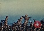 Standbild United States Marine Corps Okinawa Ryukyu Inseln, 1945, aus Sekunde 37 historischem Filmmaterial Videoclip 65675051661