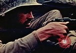 Standbild United States Marine Corps Okinawa Ryukyu Inseln, 1945, aus Sekunde 47 historischem Filmmaterial Videoclip 65675051661