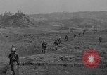 Standbild Schlacht von Okinawa Okinawa Ryukyu Inseln, 1945, aus Sekunde 10 historischem Filmmaterial Videoclip 65675051665