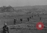 Standbild Schlacht von Okinawa Okinawa Ryukyu Inseln, 1945, aus Sekunde 13 historischem Filmmaterial Videoclip 65675051665