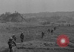 Standbild Schlacht von Okinawa Okinawa Ryukyu Inseln, 1945, aus Sekunde 22 historischem Filmmaterial Videoclip 65675051665