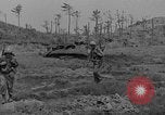 Standbild Schlacht von Okinawa Okinawa Ryukyu Inseln, 1945, aus Sekunde 30 historischem Filmmaterial Videoclip 65675051665